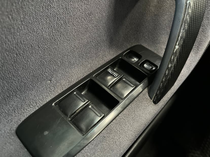 nissan-primera-2005-250-13