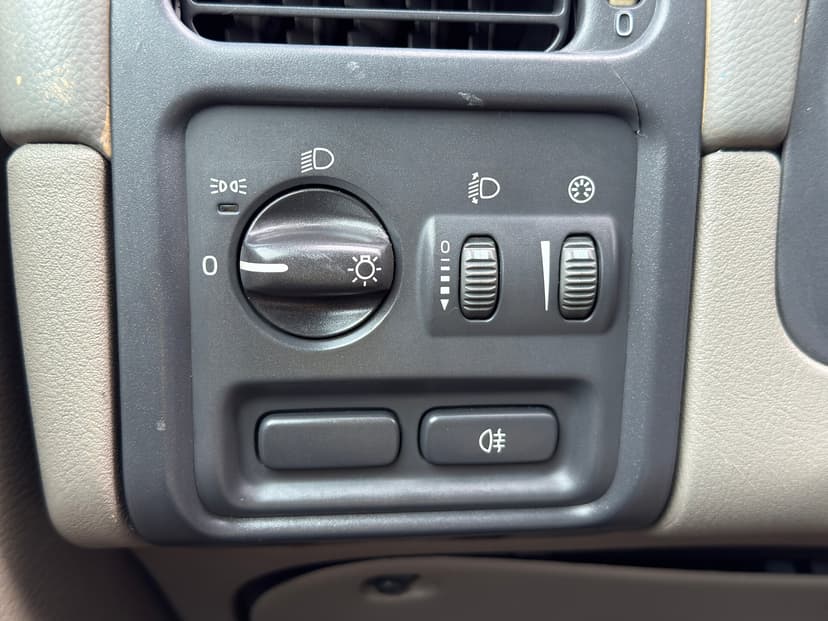 volvo-s40-2002-633-2