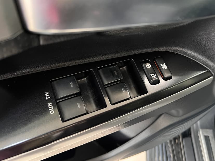 toyota-land cruiser-2015-6-26