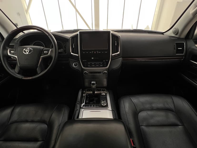 toyota-land cruiser-2015-6-10