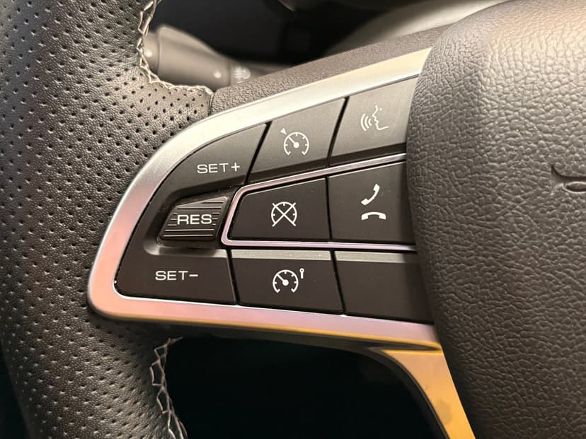 ваз (lada)-vesta-2023-464-11