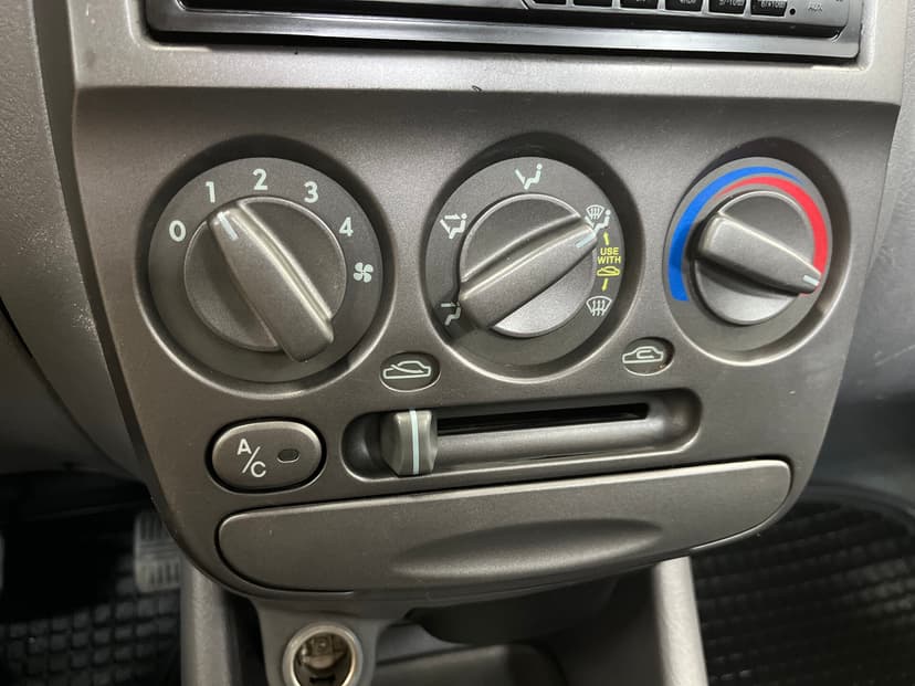 hyundai-accent-2008-605-12