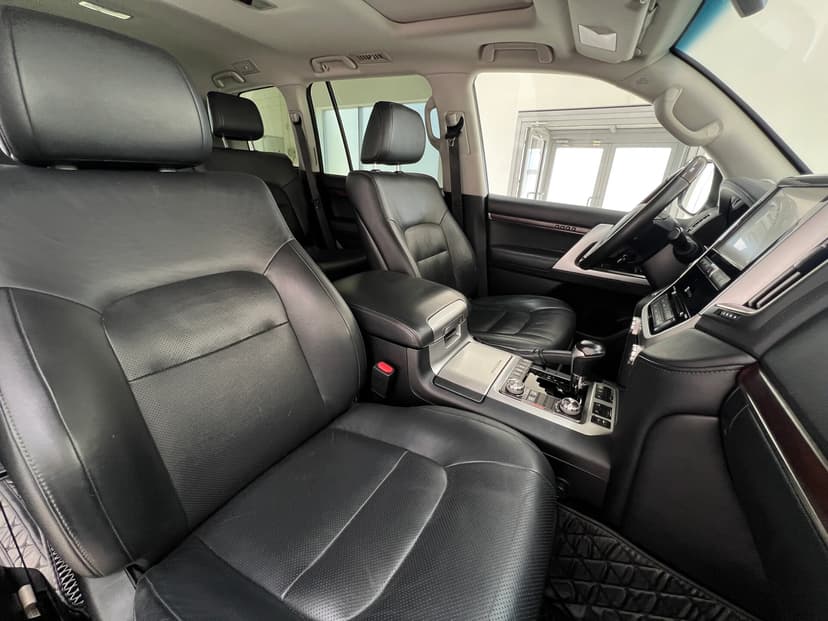 toyota-land cruiser-2015-6-33