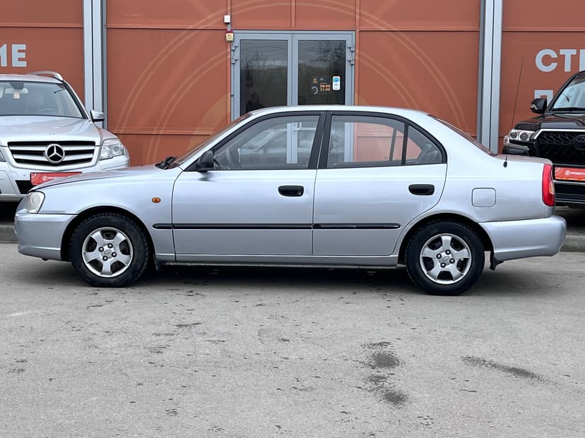 hyundai-accent-2008-605-7